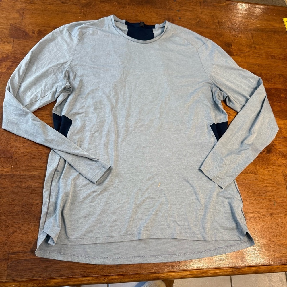 Lululemon men's fast and free long-sleeve running shirt heathered gray navy XL